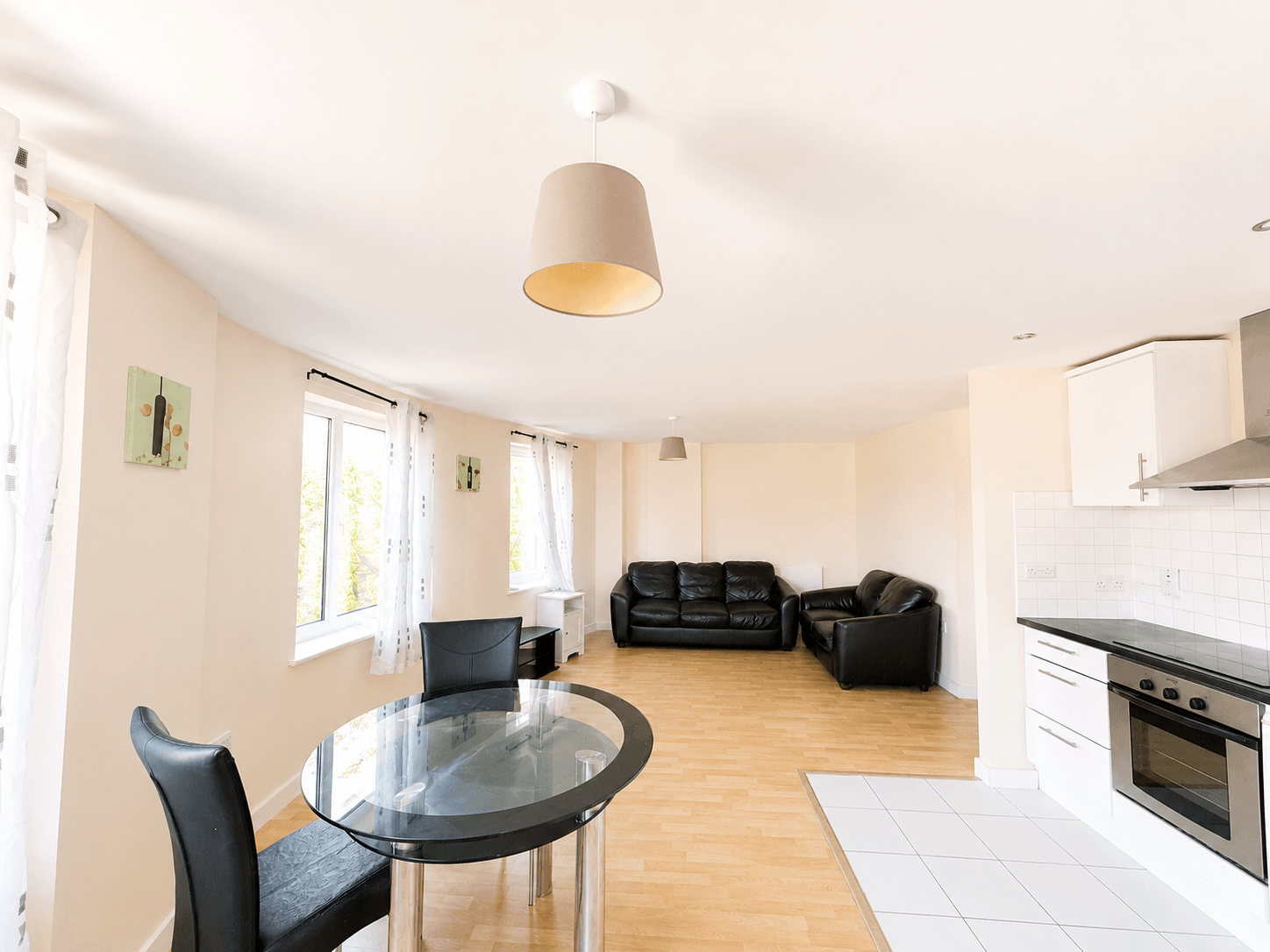 Flat Peterborough Road in Greater London