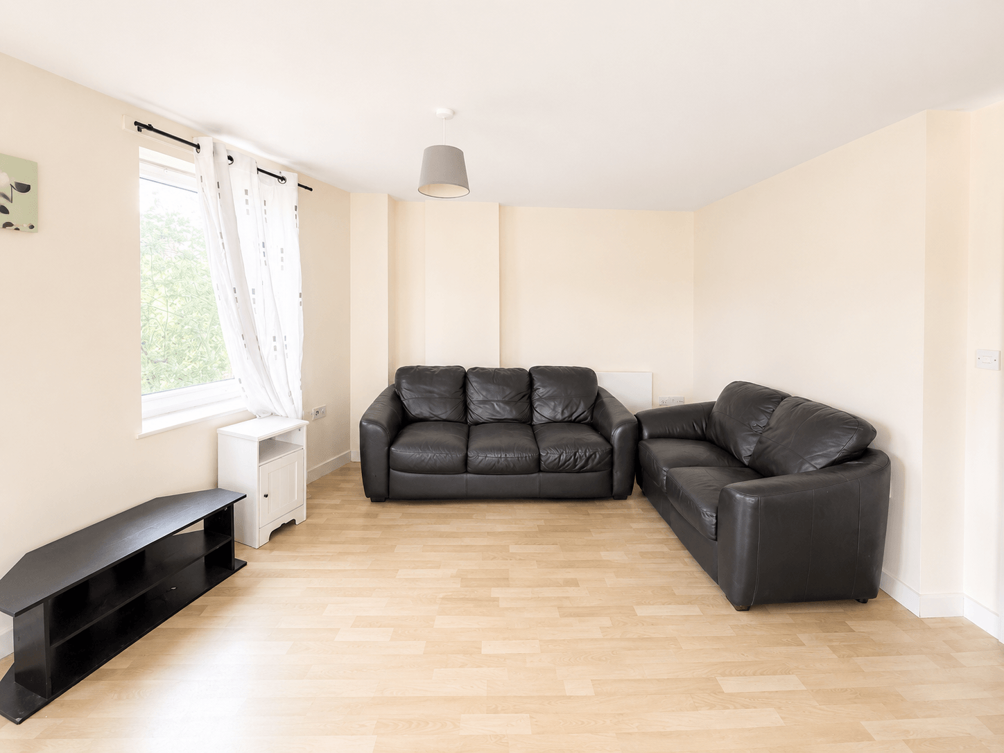 Flat Peterborough Road in Greater London