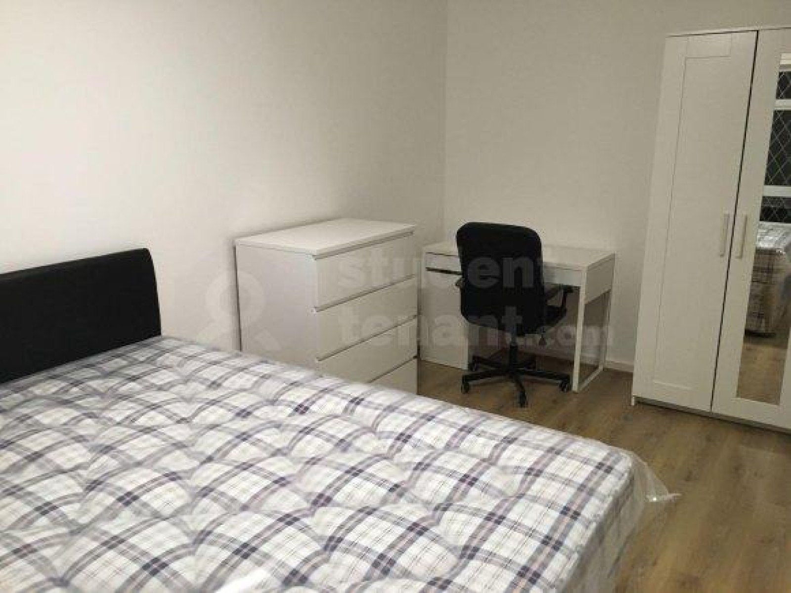 Flat Marton Close in Birmingham