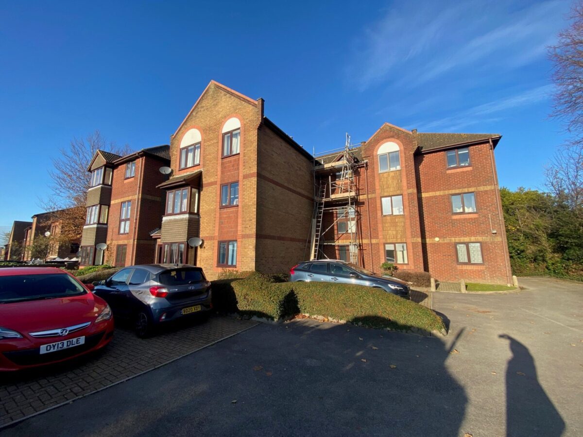 Flat Paynes Road in Southampton