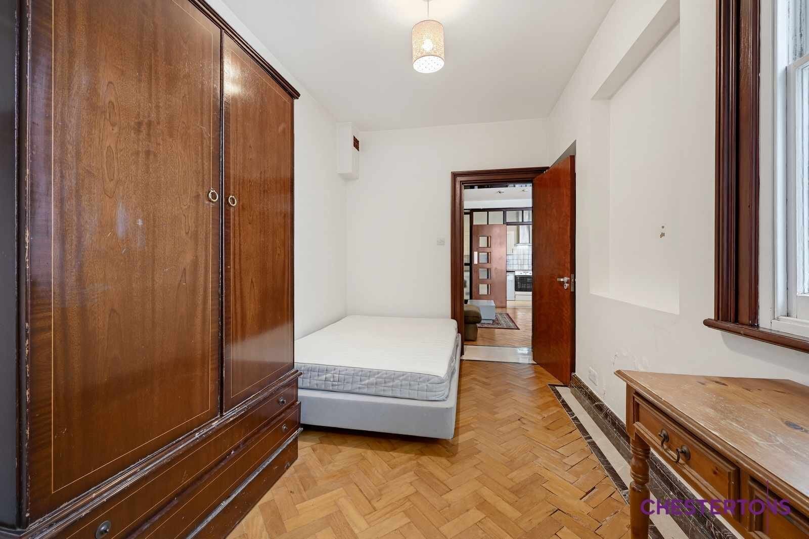 Flat Oakley Street in Greater London