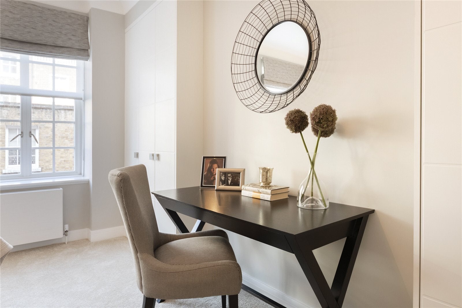 Flat Phillimore Walk in Greater London