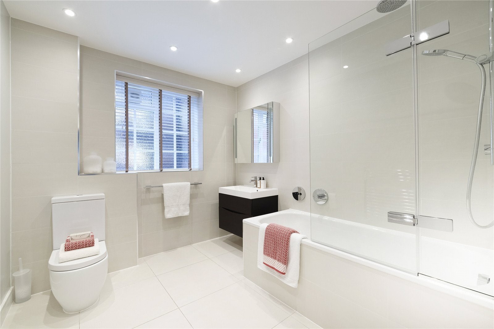 Flat Phillimore Walk in Greater London