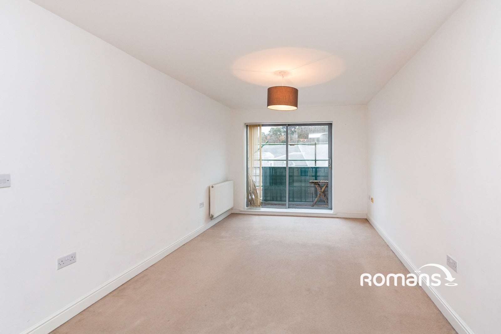 Flat Coombe Way in Rushmoor