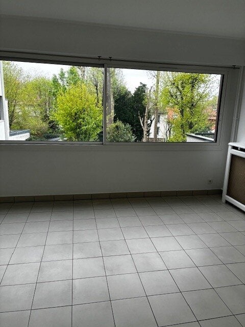 Flat Avenue Marie-Louise in Saint-Maur-des-Fossés