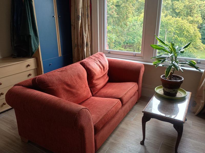 Room Lower Bank Road in Preston