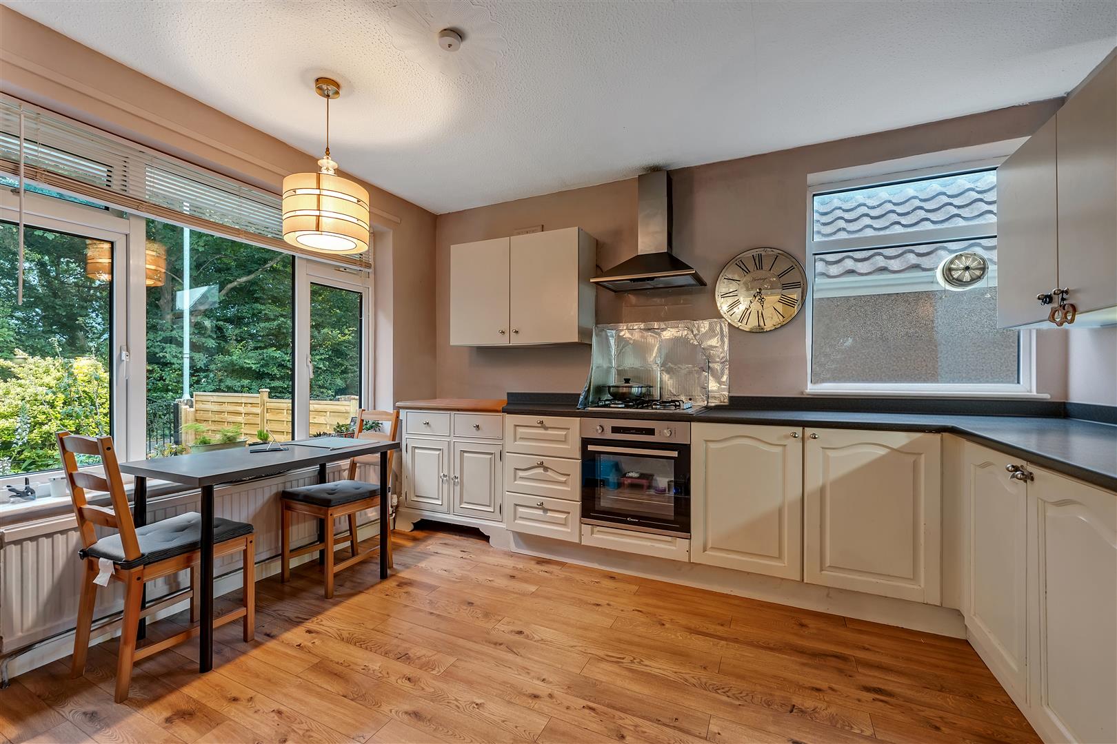 House Leap Valley Crescent in Mangotsfield Rural