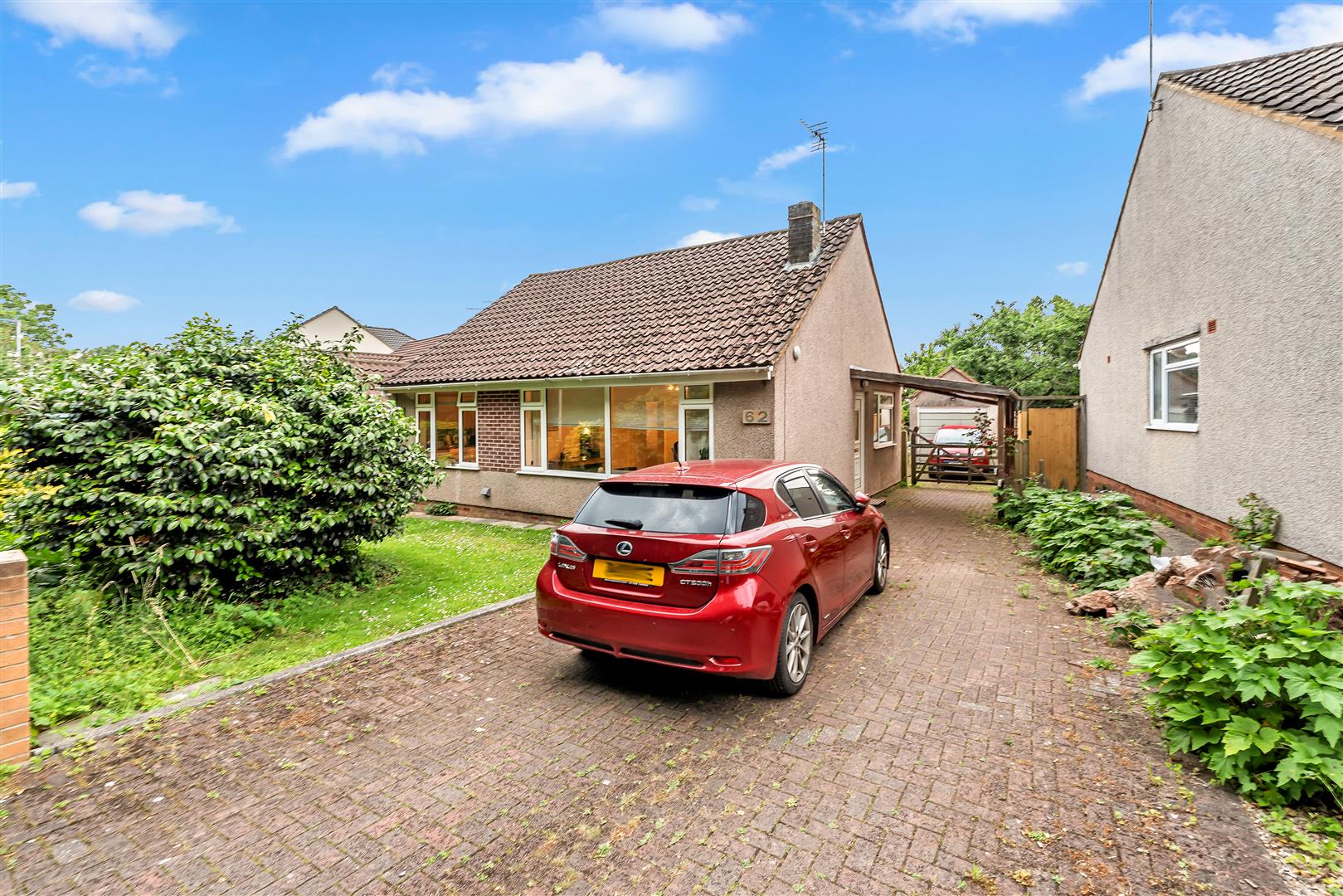 House Leap Valley Crescent in Mangotsfield Rural