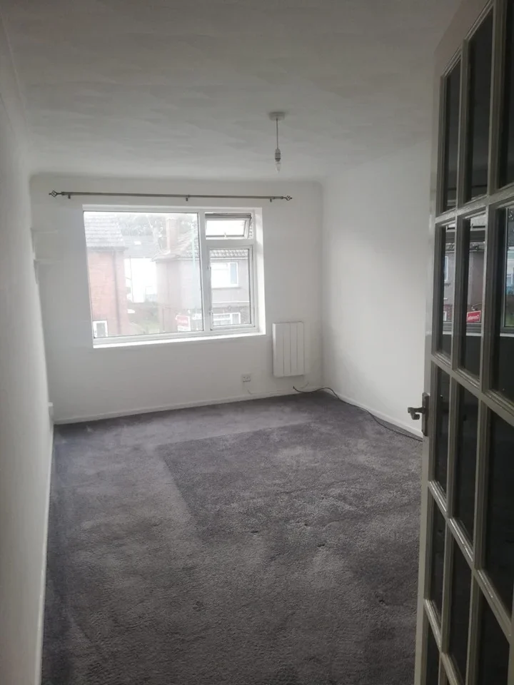 Flat Strover Street in Gillingham