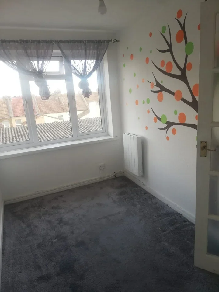 Flat Strover Street in Gillingham