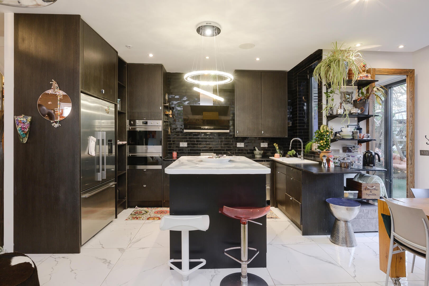 House Melliss Avenue in Greater London