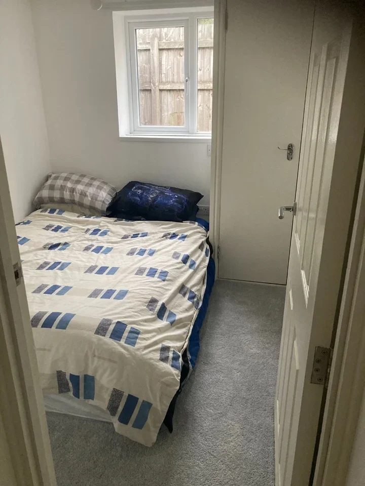 Flat Bethel Road in Bristol