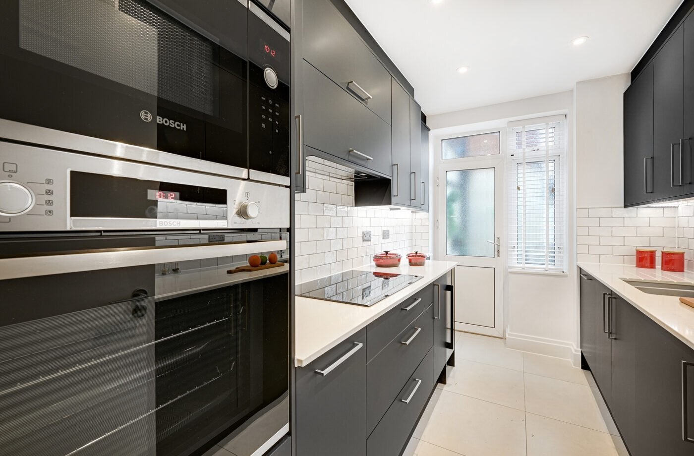 Flat Phillimore Walk in Greater London