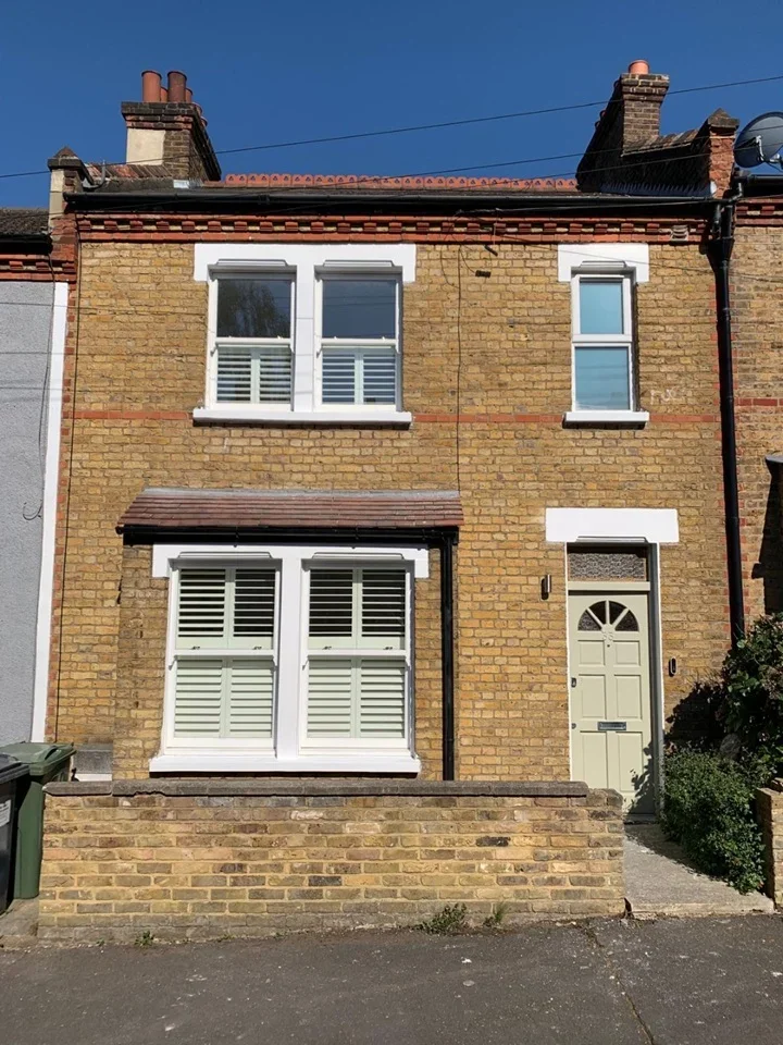 House Ladas Road in Greater London