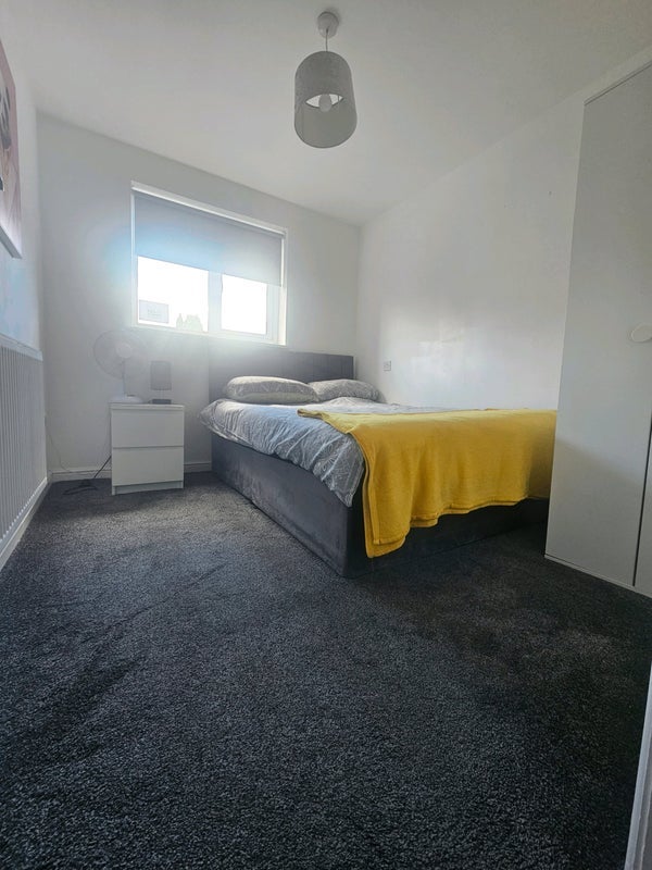 Room Elm Street Lane in Cardiff