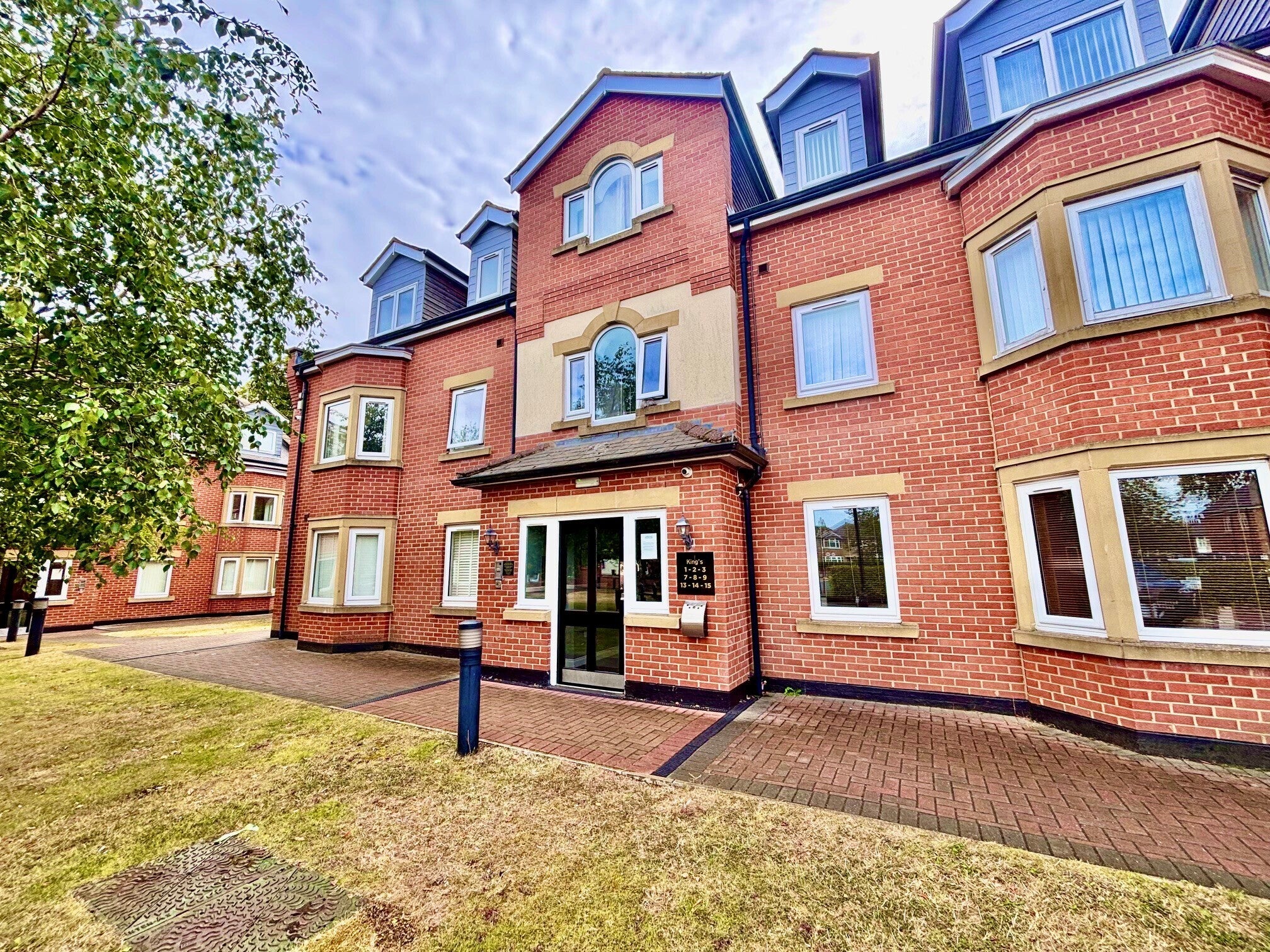 Flat Cambridge Square in Middlesbrough