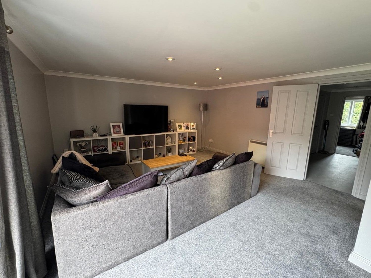 Flat Western Place in Penryn