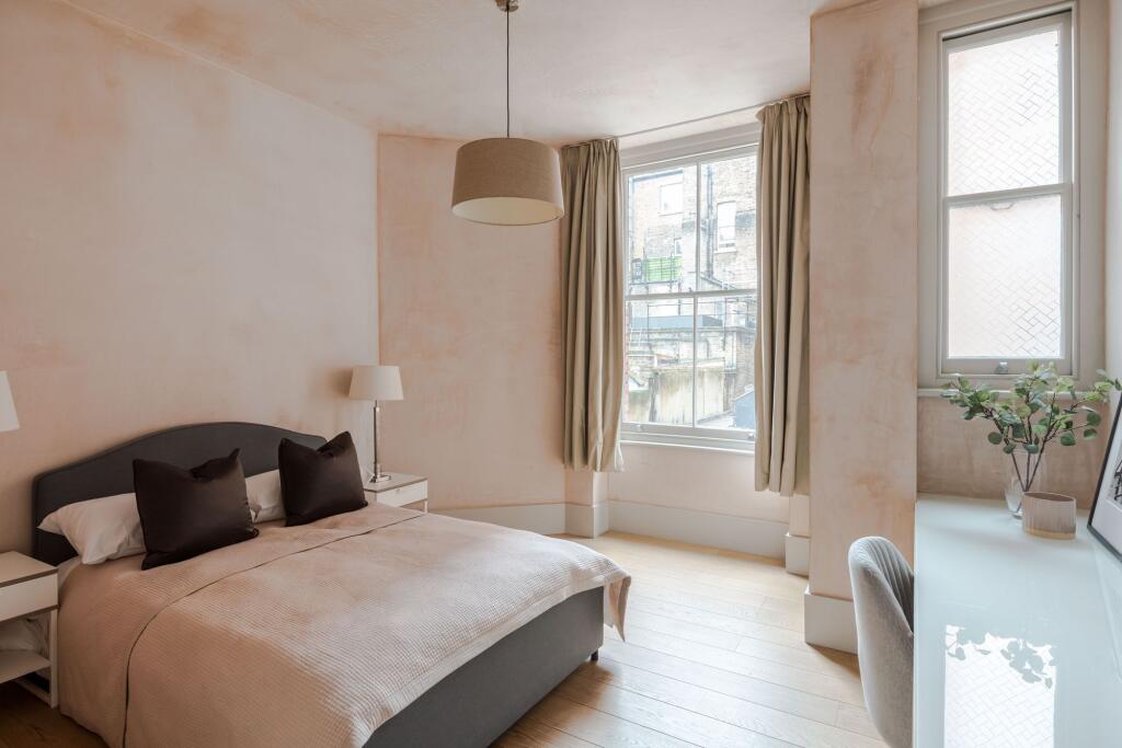 Flat Chiltern Street in London