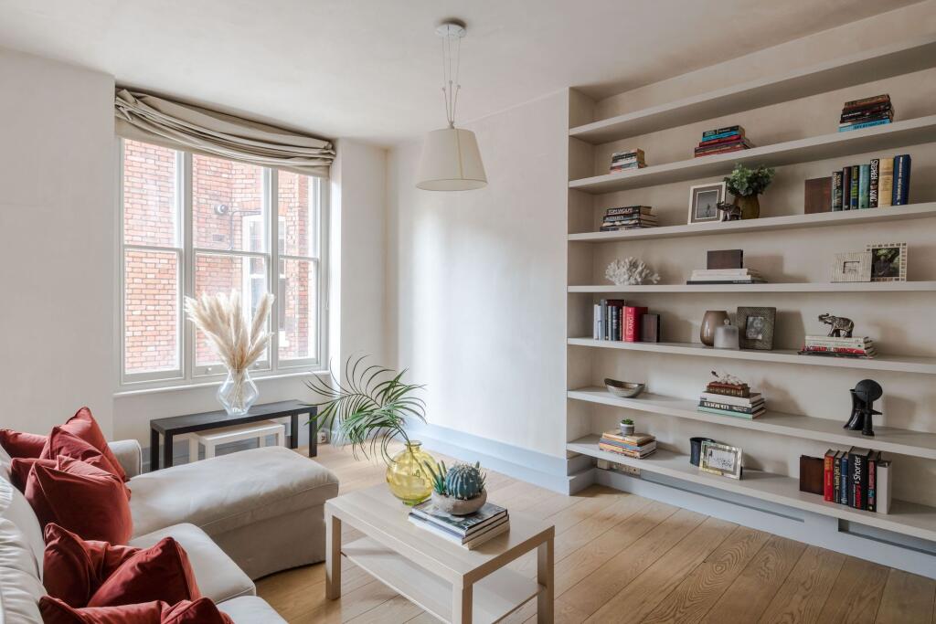 Flat Chiltern Street in London