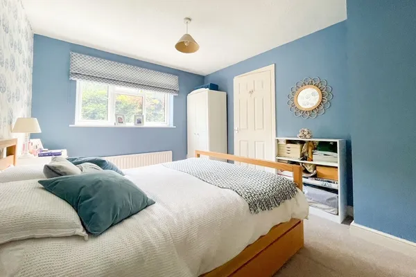 Flat Hilders Farm Close in Wealden