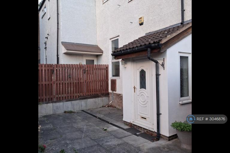 House Cranmer Walk in Nottingham