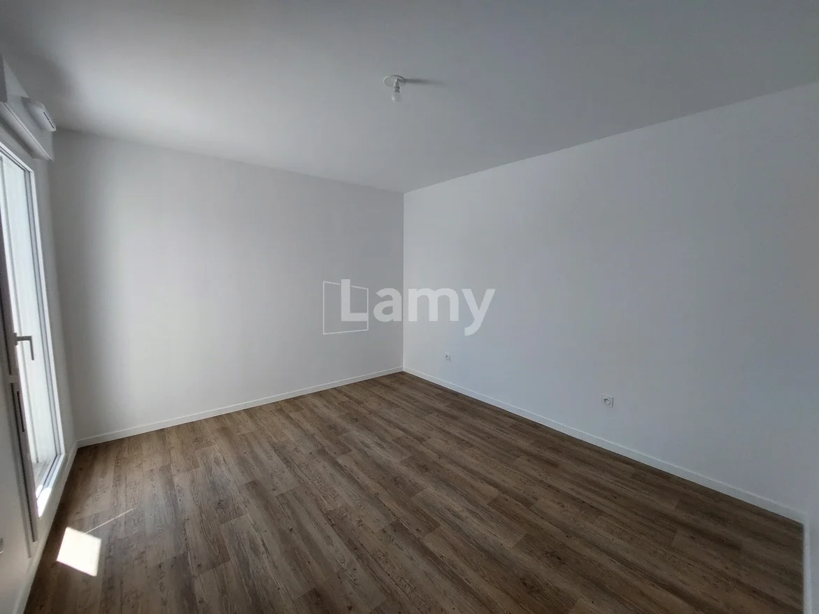 Flat Rue Jean Besson in Royan