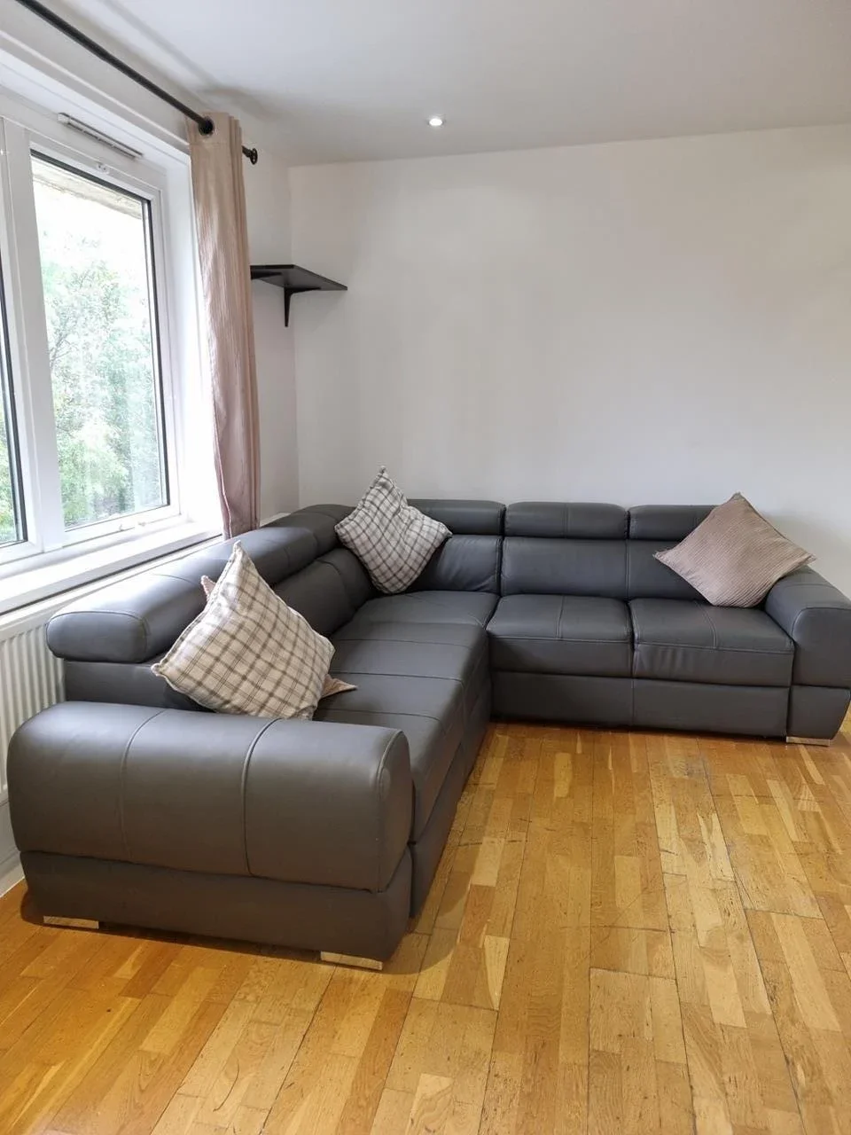 Flat Cavendish Close in Greater London