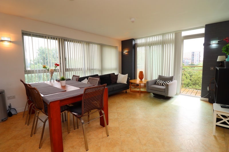 Room West Parkside in Greater London