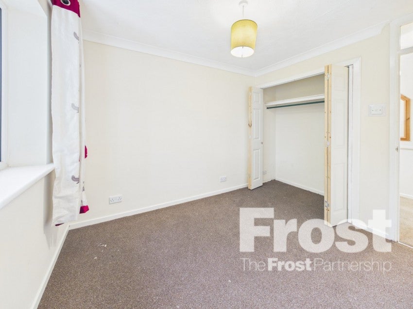 Flat Baird Close in Slough