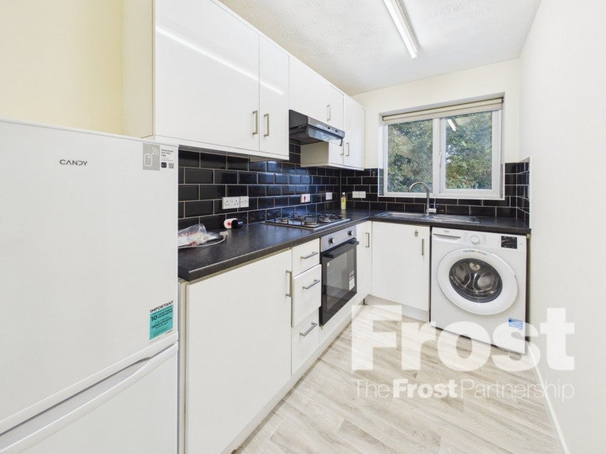 Flat Baird Close in Slough
