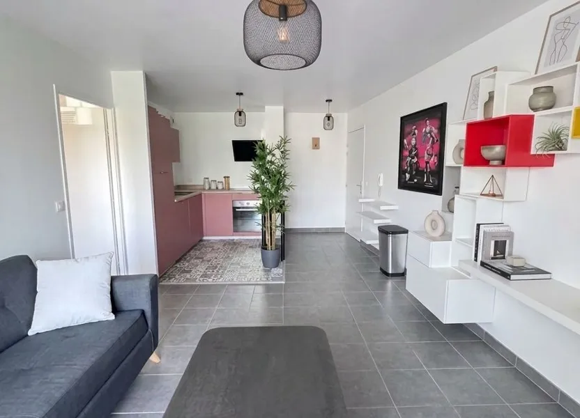 Flat Rue Francisco Ferrer in Persan