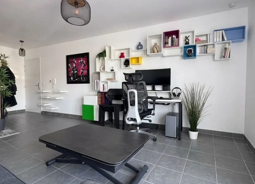Flat Rue Francisco Ferrer in Persan