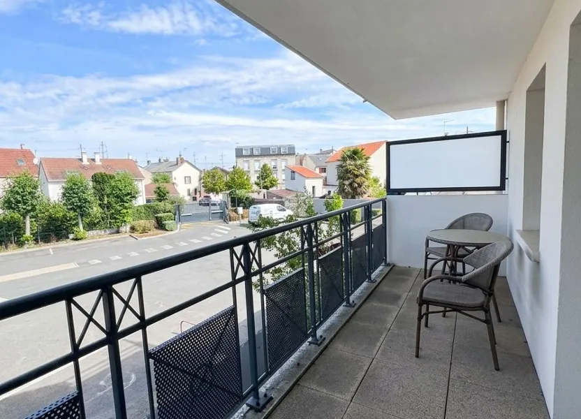 Flat Rue Francisco Ferrer in Persan