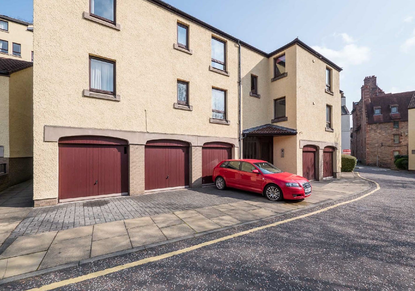Flat Damside in City of Edinburgh