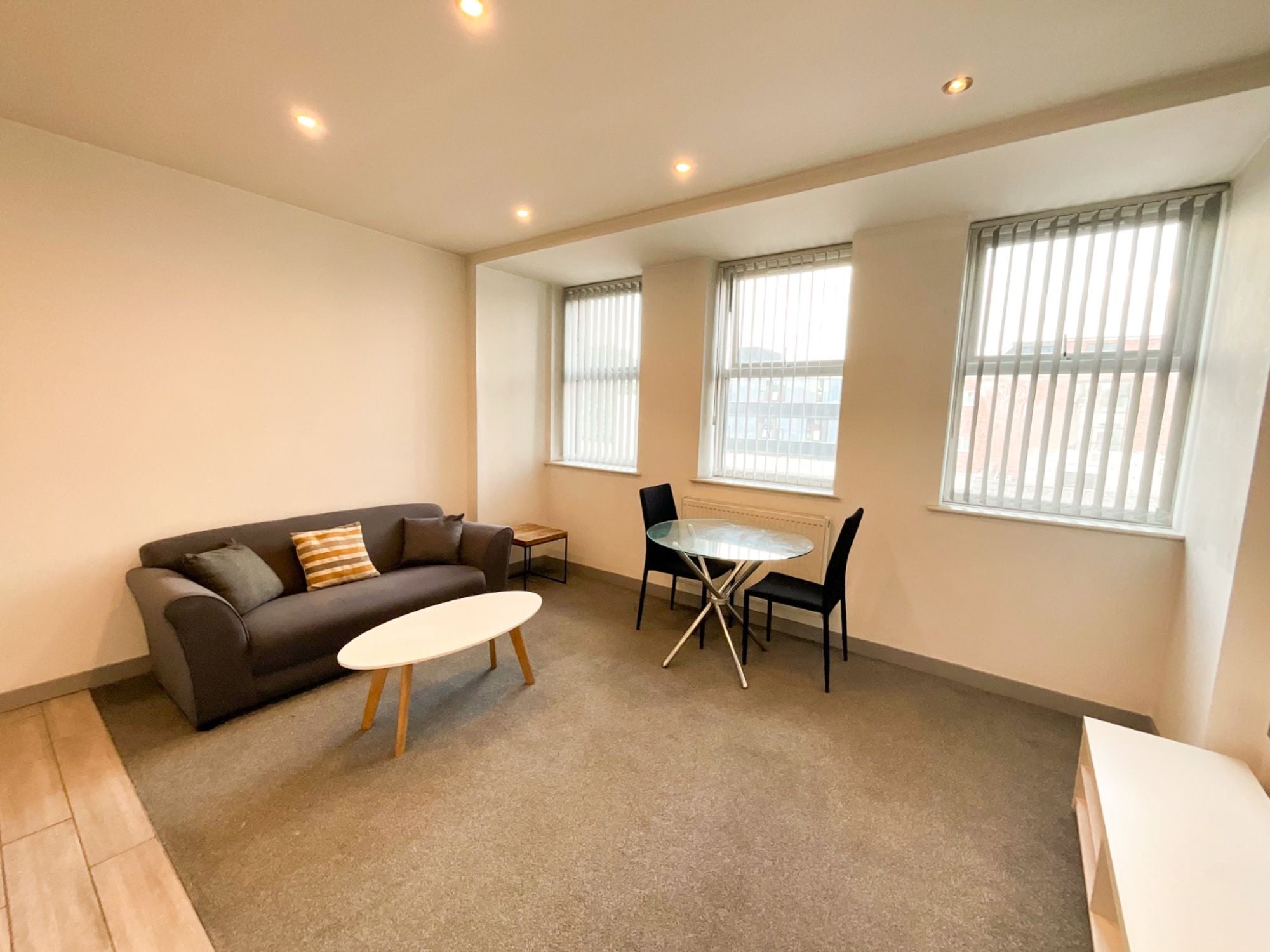 Flat Prince's Street in Doncaster