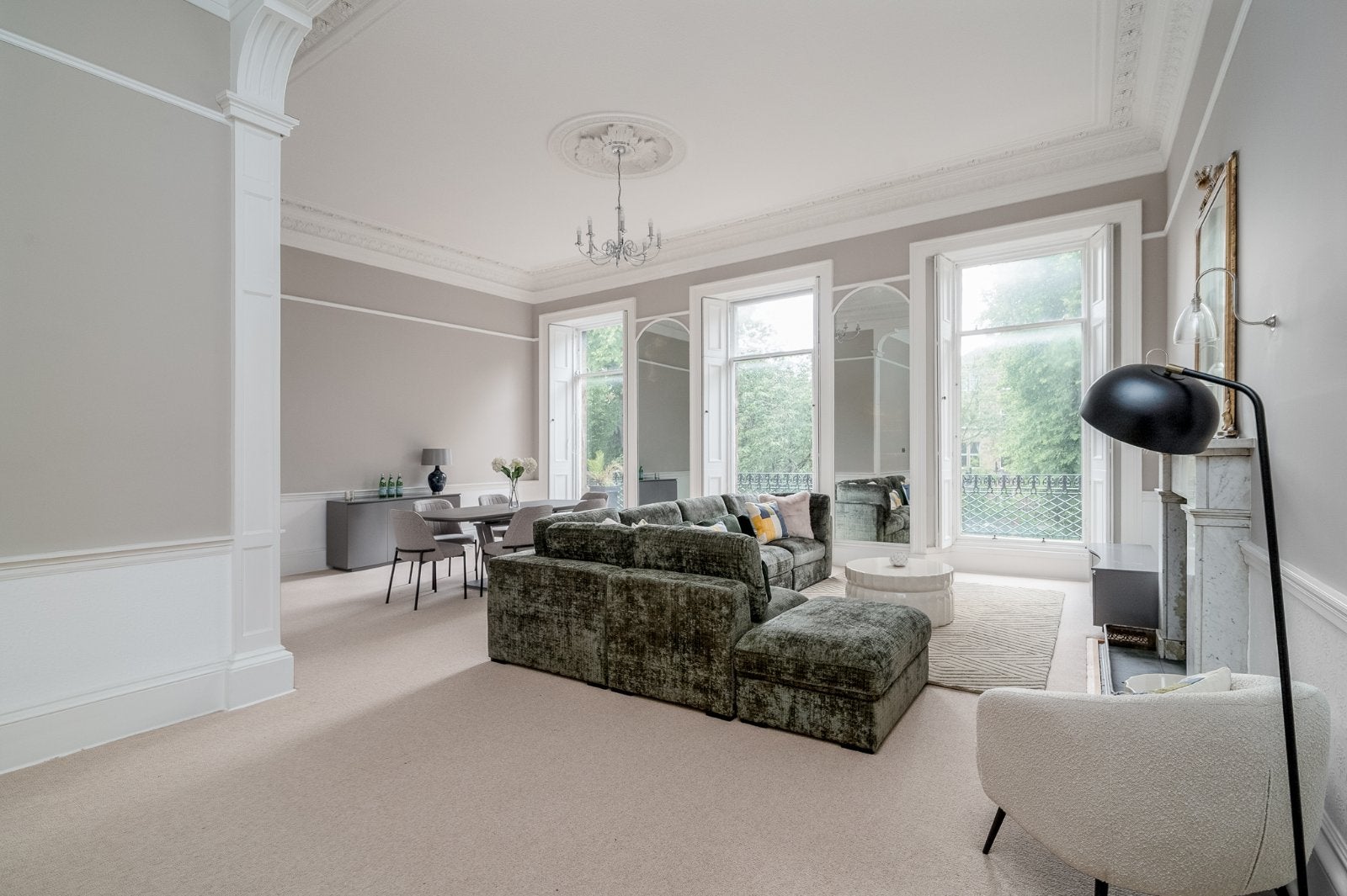 Flat St. Bernard's Crescent in City of Edinburgh