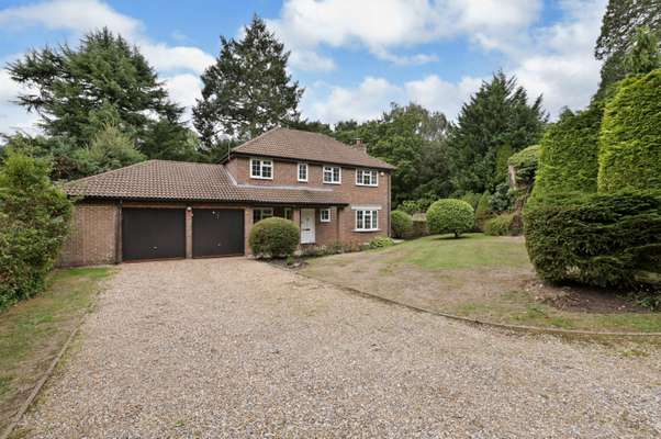 House Parkfield in Three Rivers