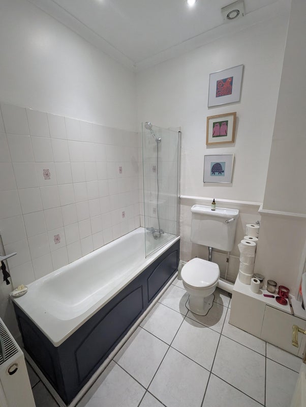 Flat Cornwallis Crescent in Bristol