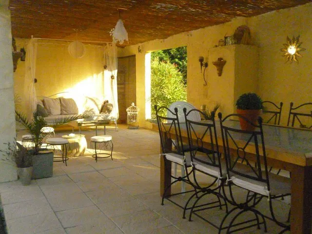 Room Route de Brézilhac in Villeneuve-lès-Montréal