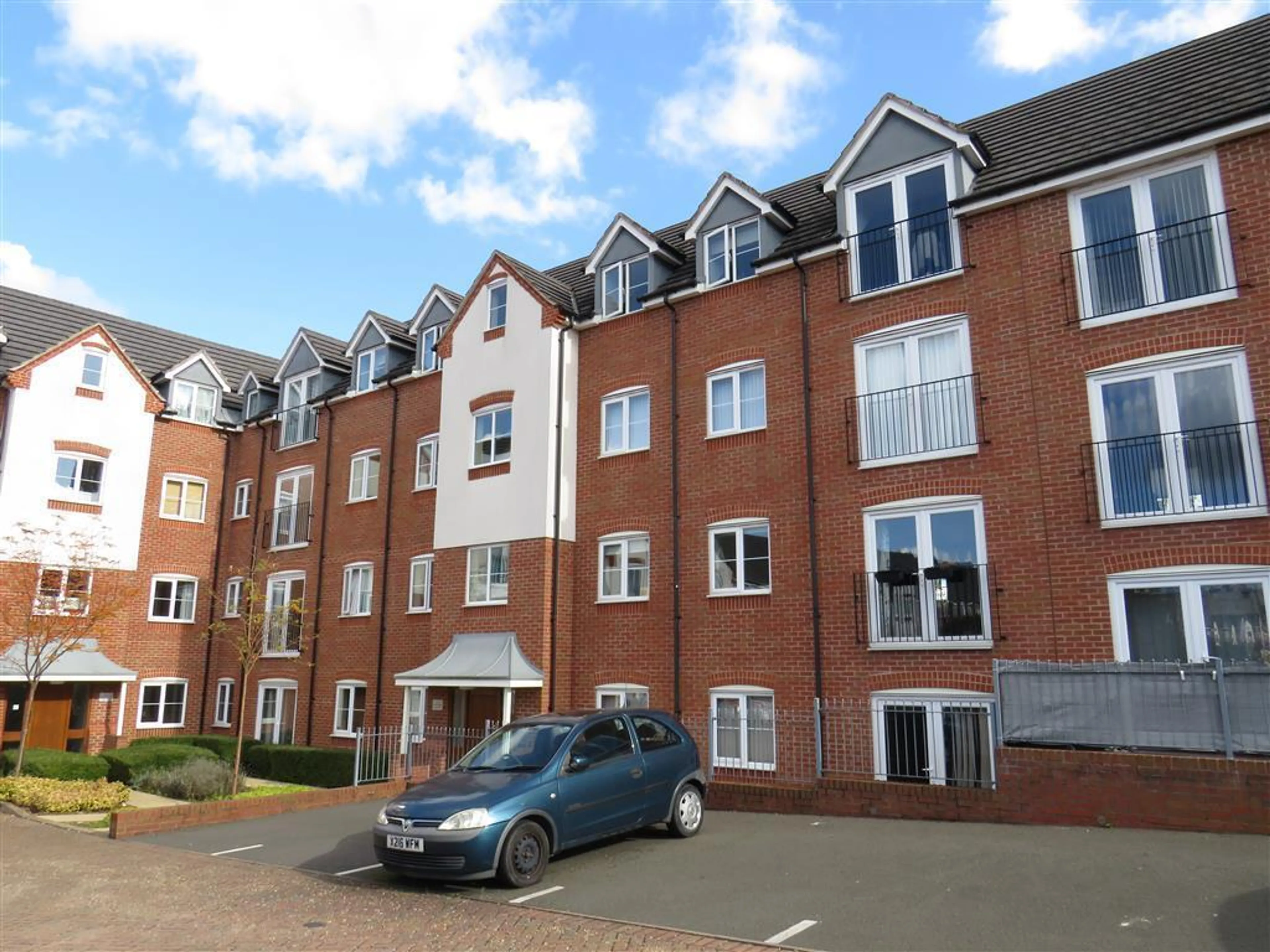 Flat Penruddock Drive in Coventry