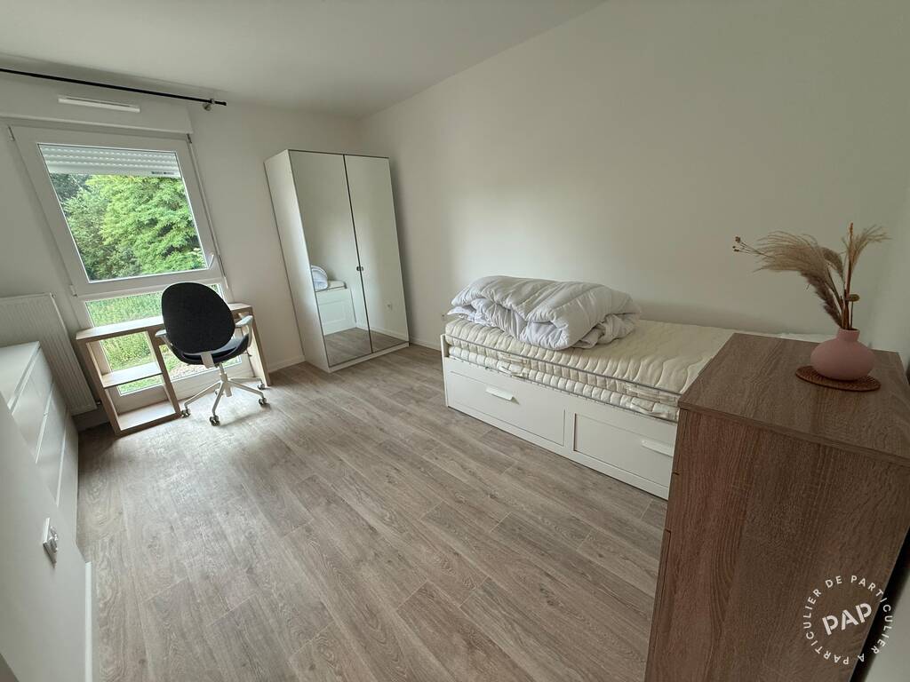 Room Rue des Saints-Pères in Melun