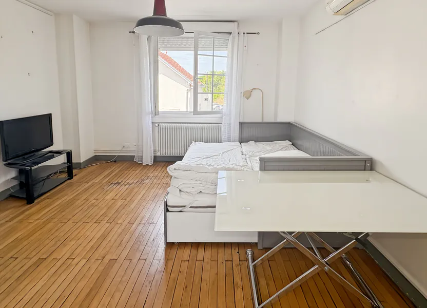Flat Rue du Canal in Tours