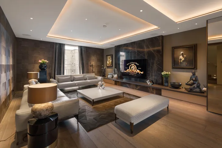 Flat Eaton Place in City of Westminster