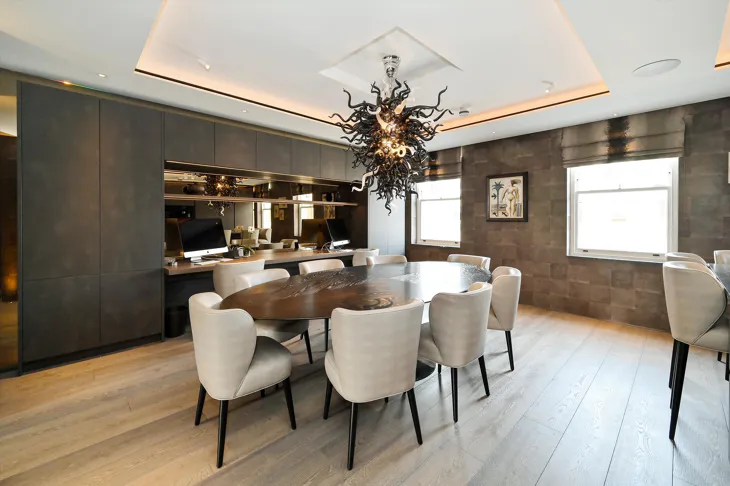 Flat Eaton Place in City of Westminster