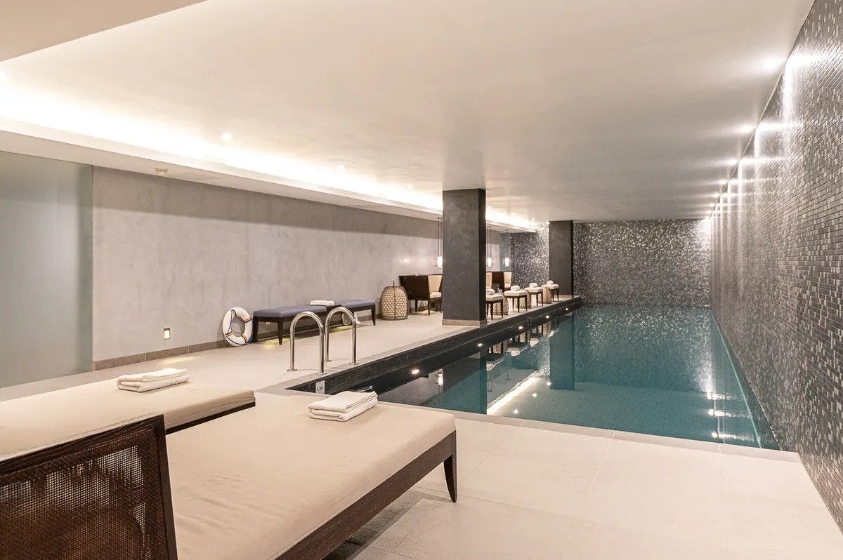 Flat Lancaster Gate in City of Westminster
