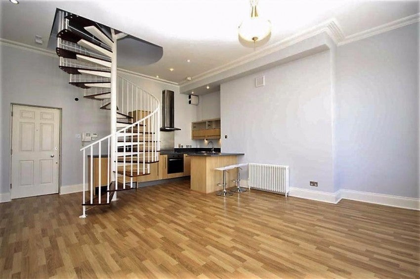 Flat Parade in Royal Leamington Spa
