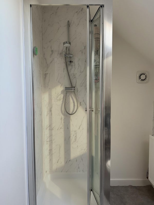 Room Arkinstall Grove in Dawley