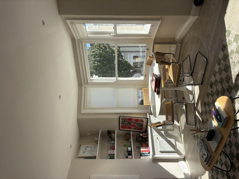 Room Woodlawn Road in Greater London