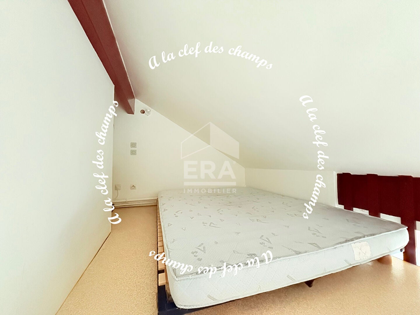 Flat Rue Charles de Gaulle in Orsay
