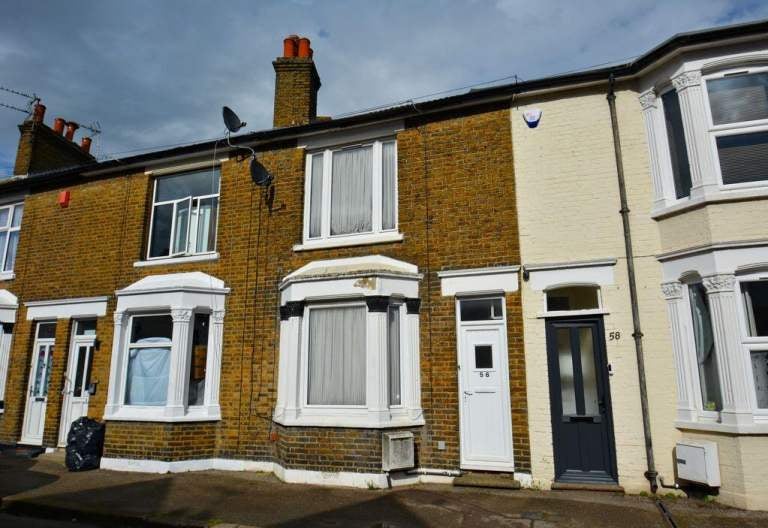 House Wellesley Road in Borough of Swale